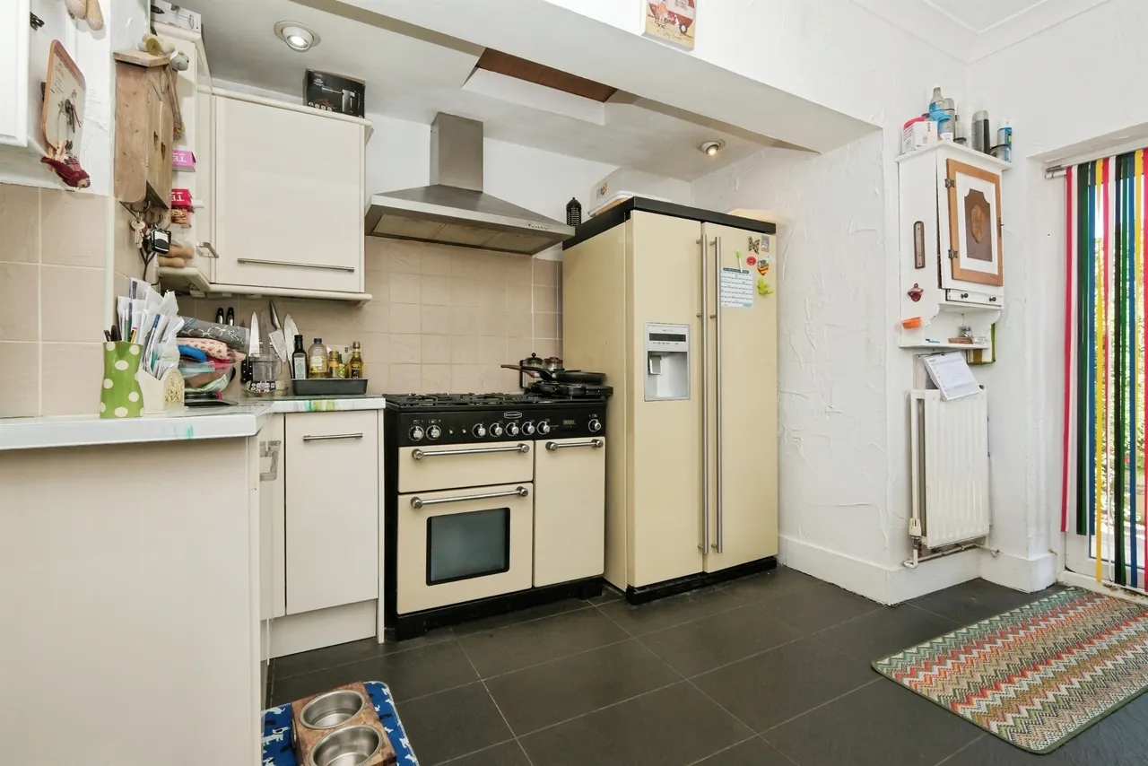 Barden Road, Eastbourne, photo 4