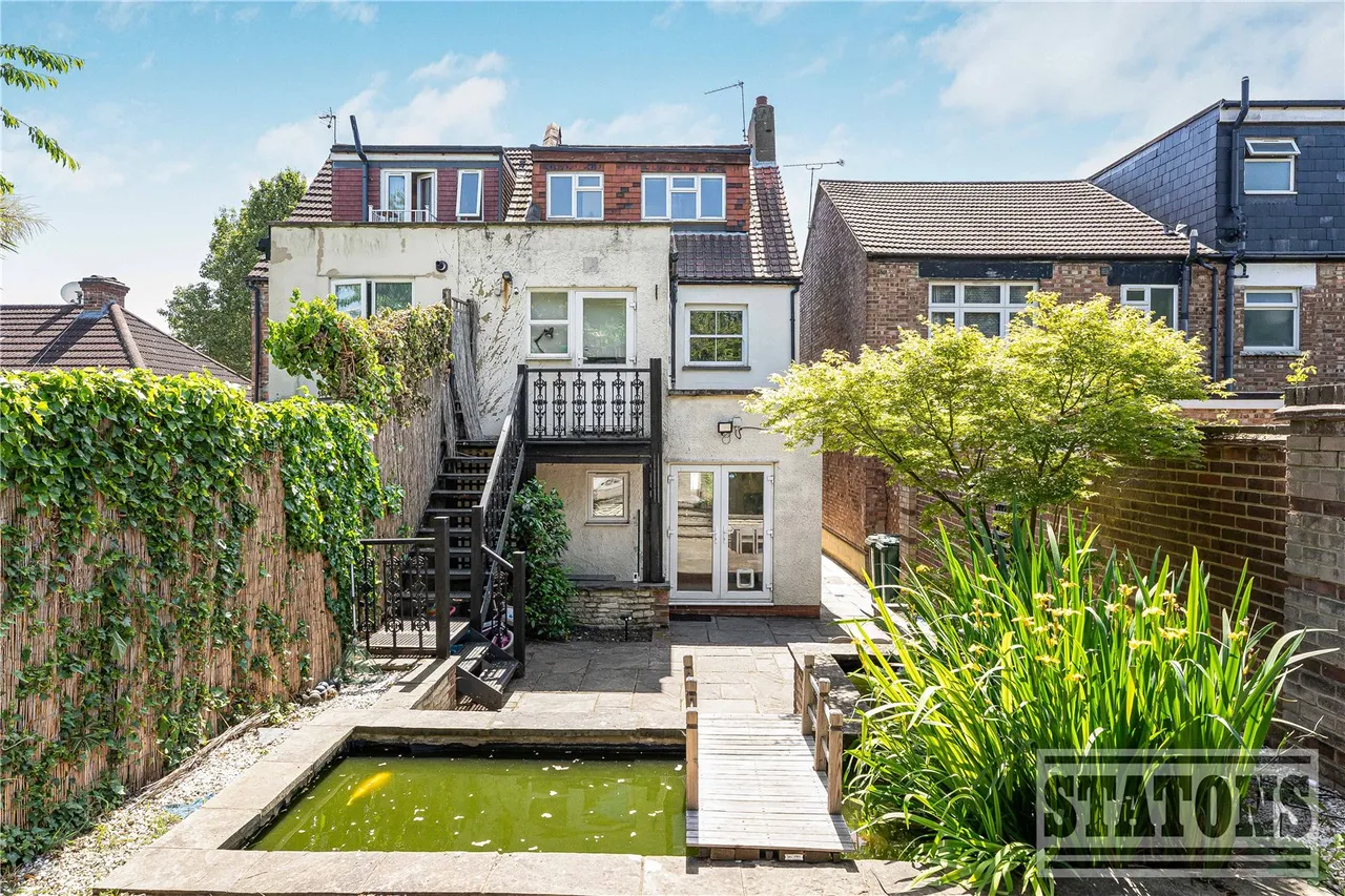 Hutton Grove, Woodside Park, Totteridge, London, N12 8DR, photo 23
