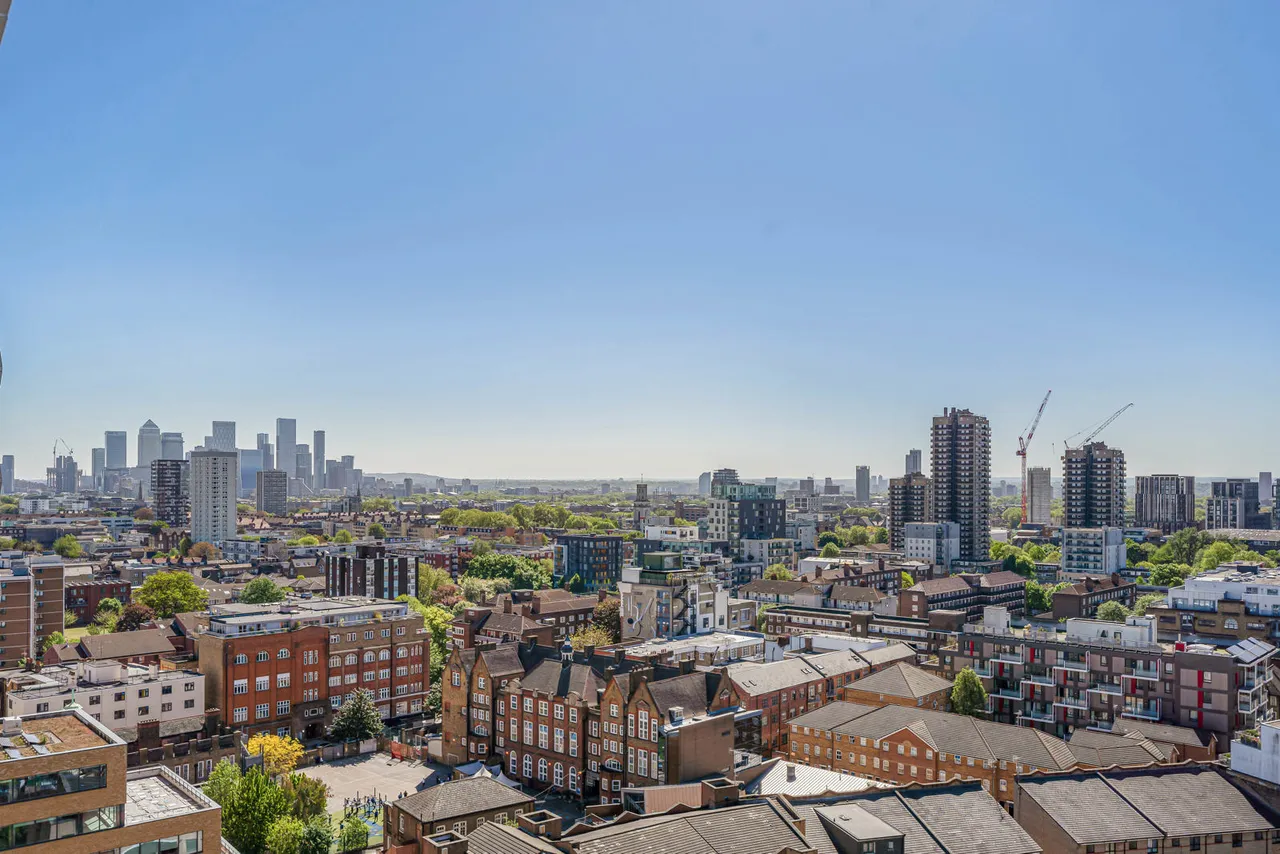 Commercial Road, London, E1, photo 16