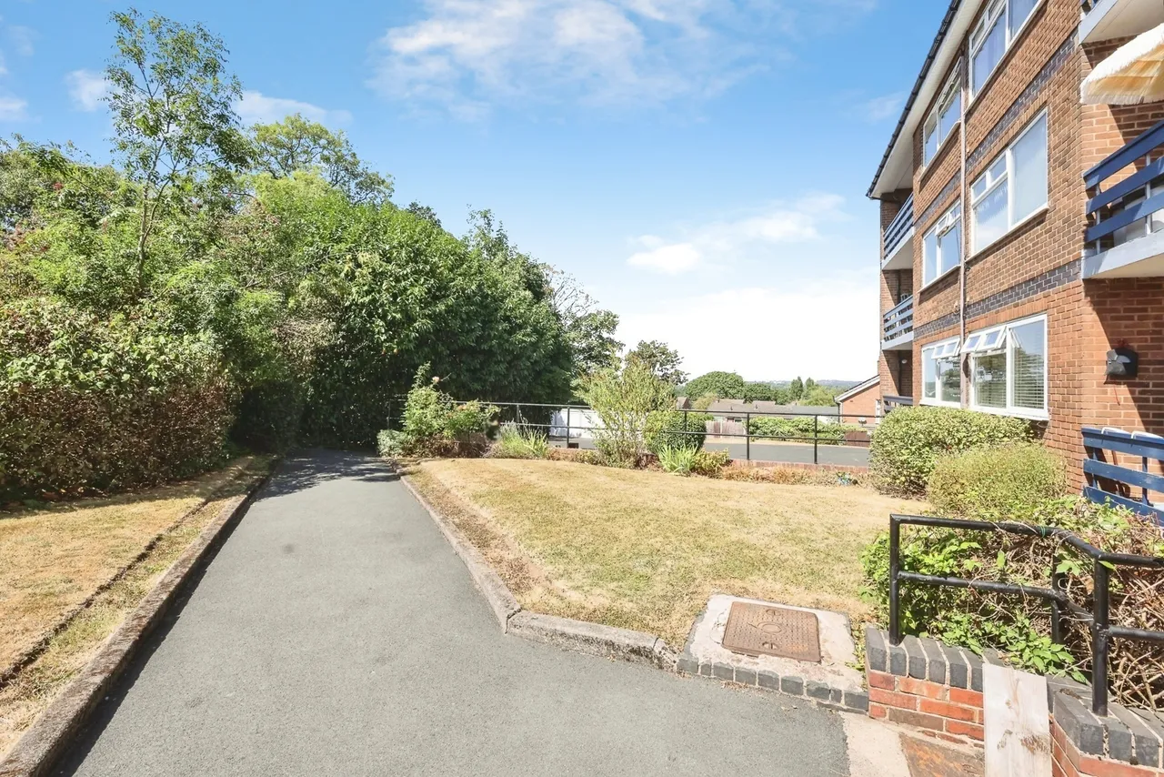 Westhouse Grove, Birmingham, B14, photo 19