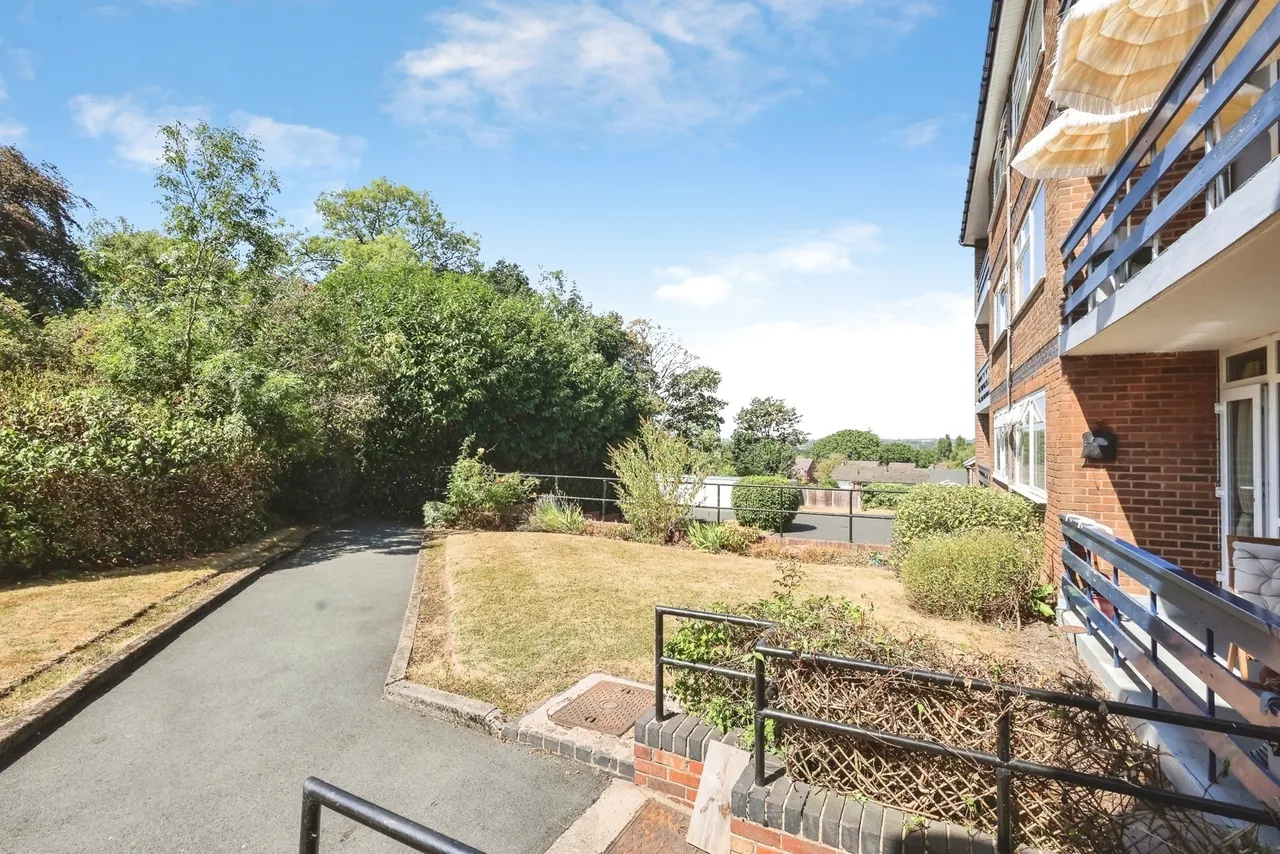 Westhouse Grove, Birmingham, B14, photo 22