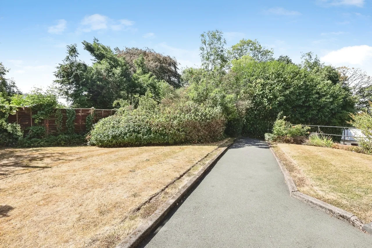 Westhouse Grove, Birmingham, B14, photo 18