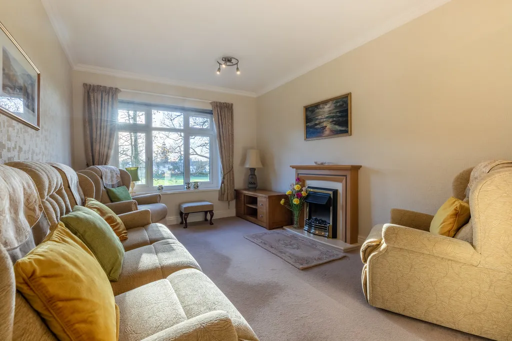 2 bed flat for sale, Elleray Gardens, Windermere, LA23
