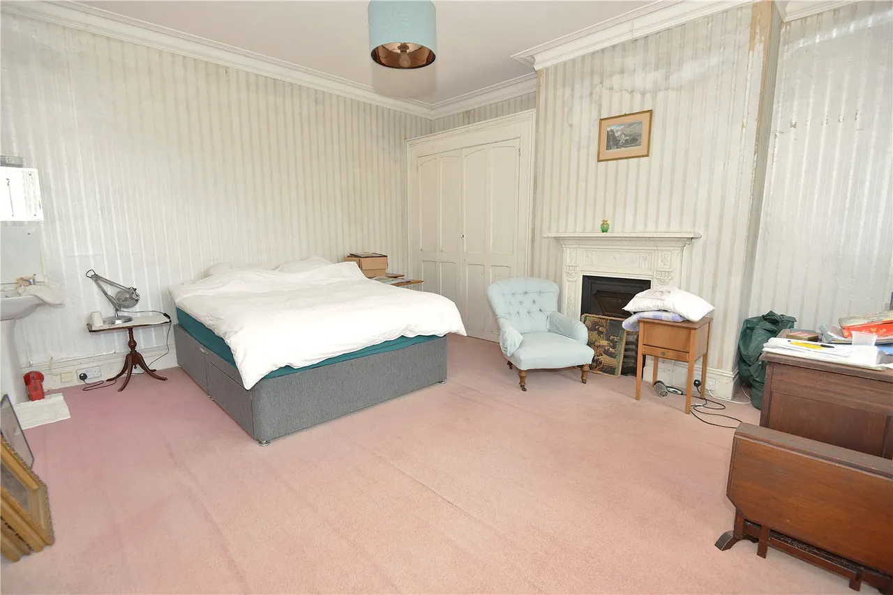 Whiteshoot, Redlynch, Salisbury, Wiltshire, SP5 2PR, photo 9