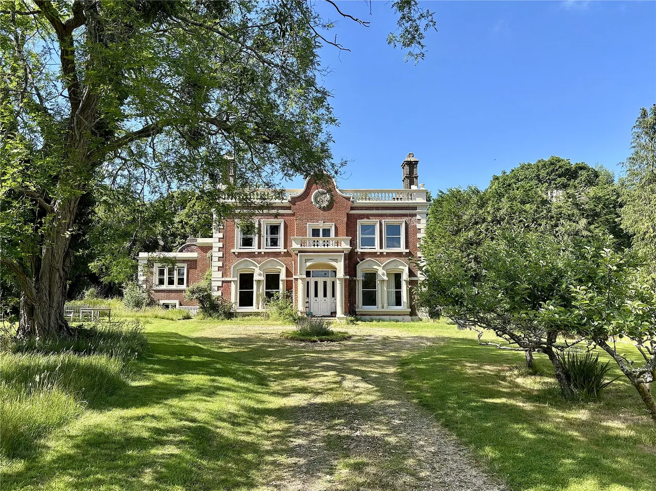 Whiteshoot, Redlynch, Salisbury, Wiltshire, SP5 2PR, photo 2