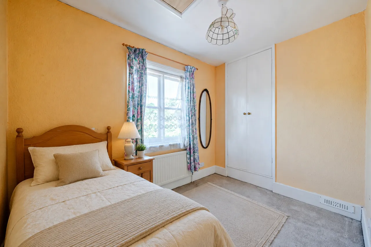 Chapel Lane, Milford, GU8, photo 7