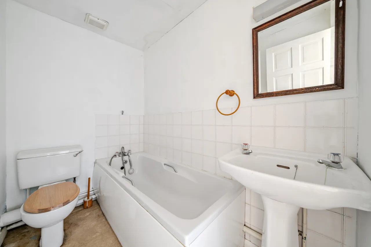 Chapel Lane, Milford, GU8, photo 9