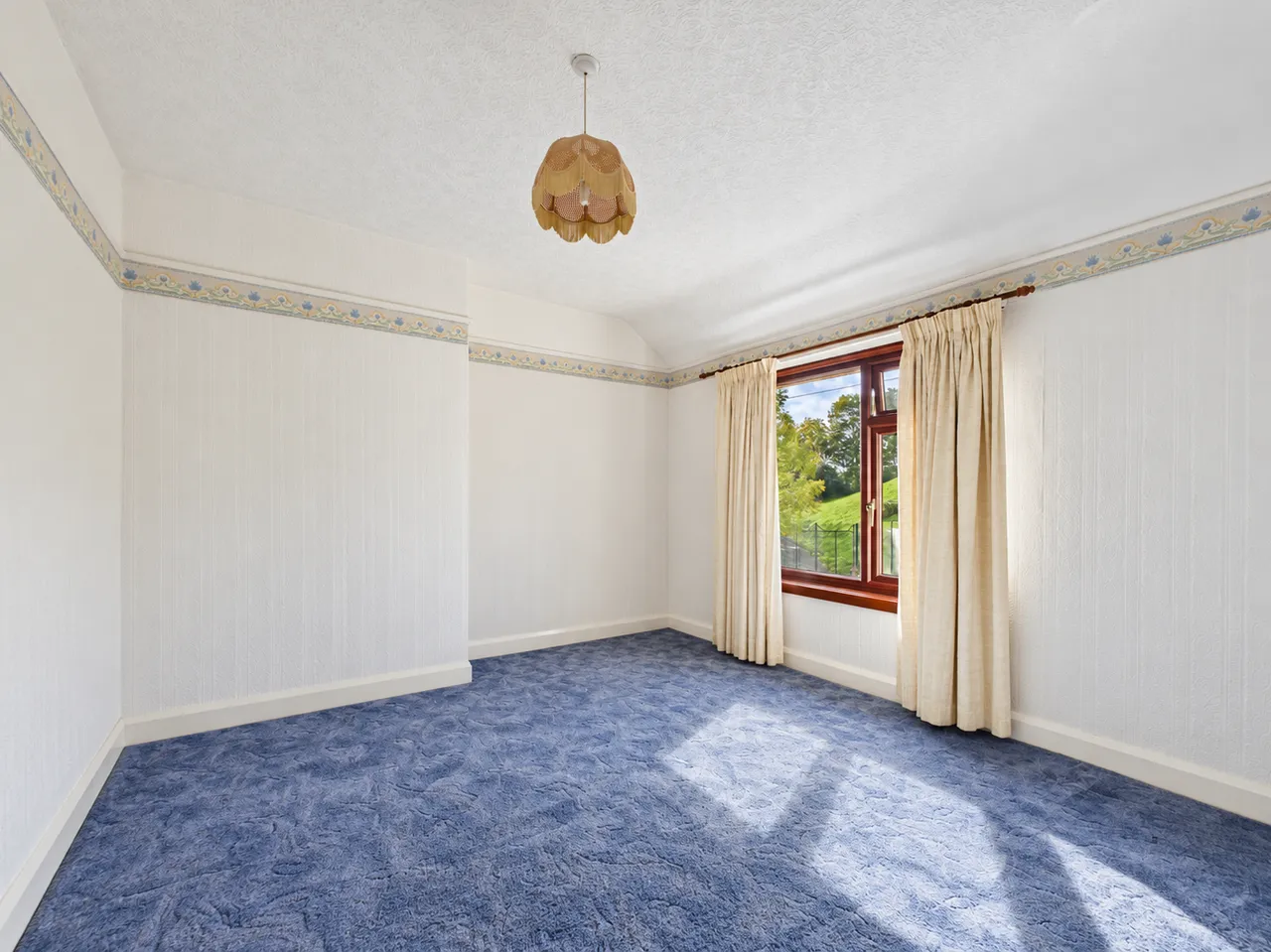 Lon Llewelyn, Denbigh, LL16, photo 8