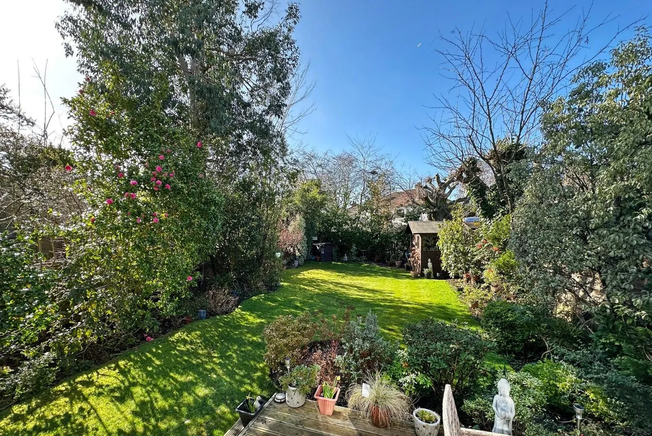 Beeston Avenue, Timperley, Cheshire WA15 7RX, photo 29