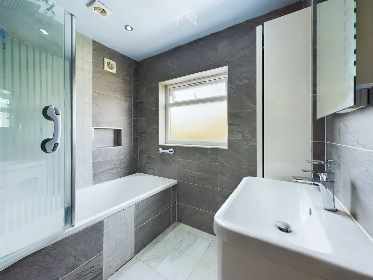 Pinner View, Harrow HA1 4RP, photo 8