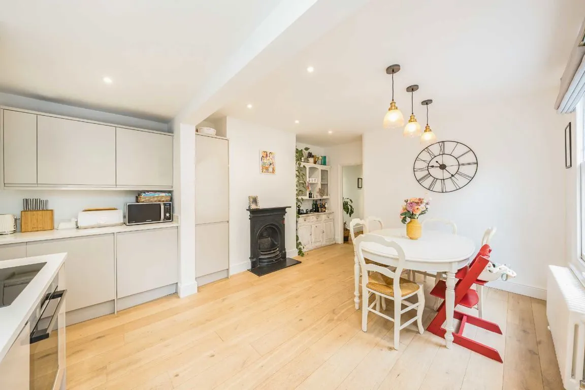 Burnbury Road, SW12, photo 3