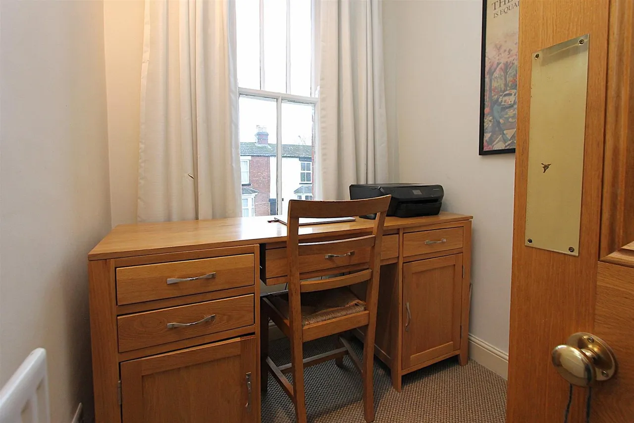 South Road, Norton, Stourbridge, photo 22