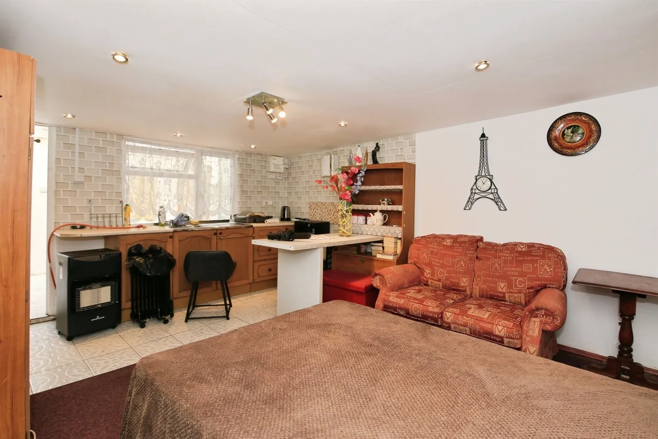 Burmer Road, Peterborough, PE1, photo 4