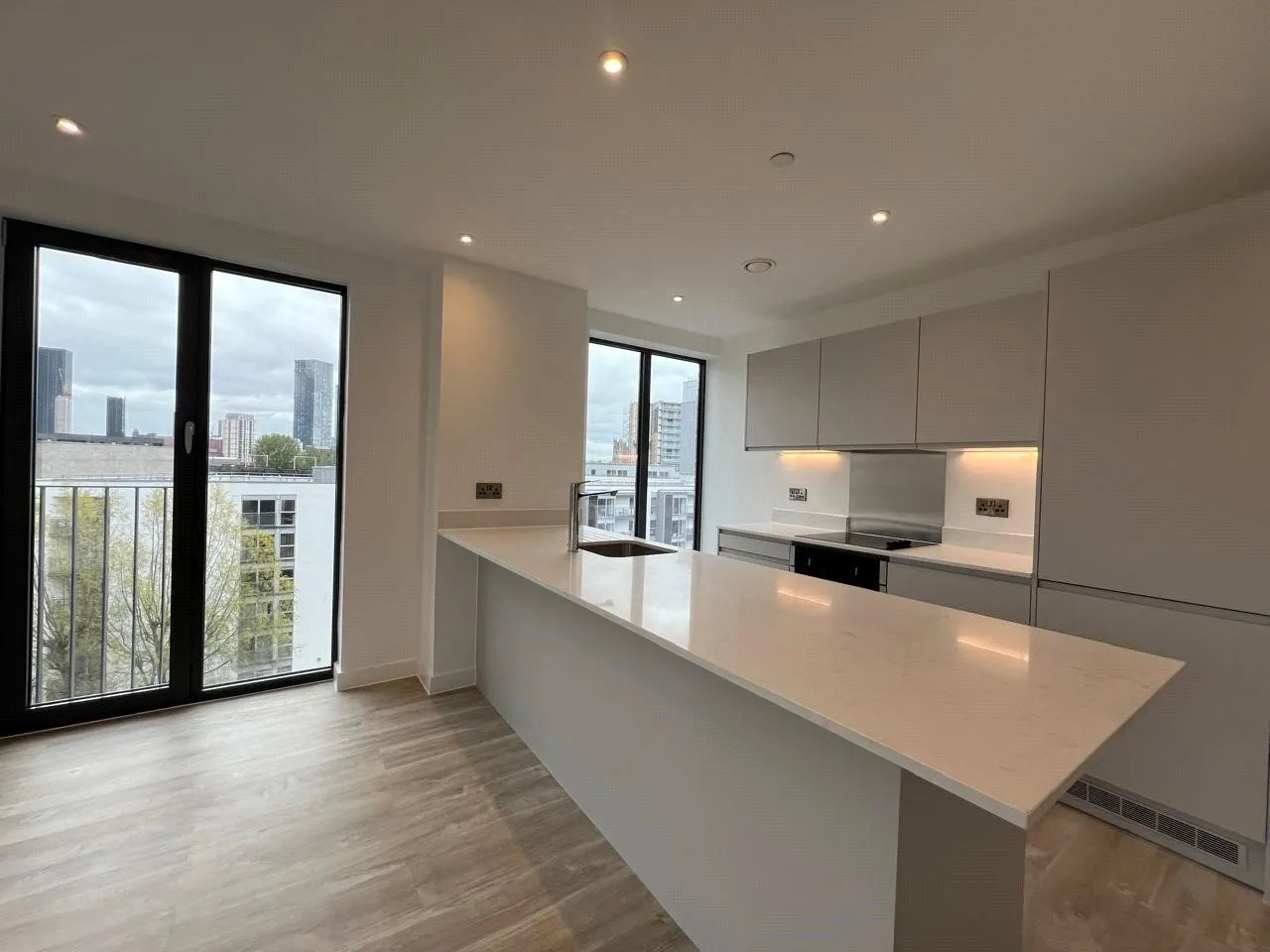 Silkbank Wharf, 21 Derwent Street, Salford, Greater Manchester, M5, photo 2