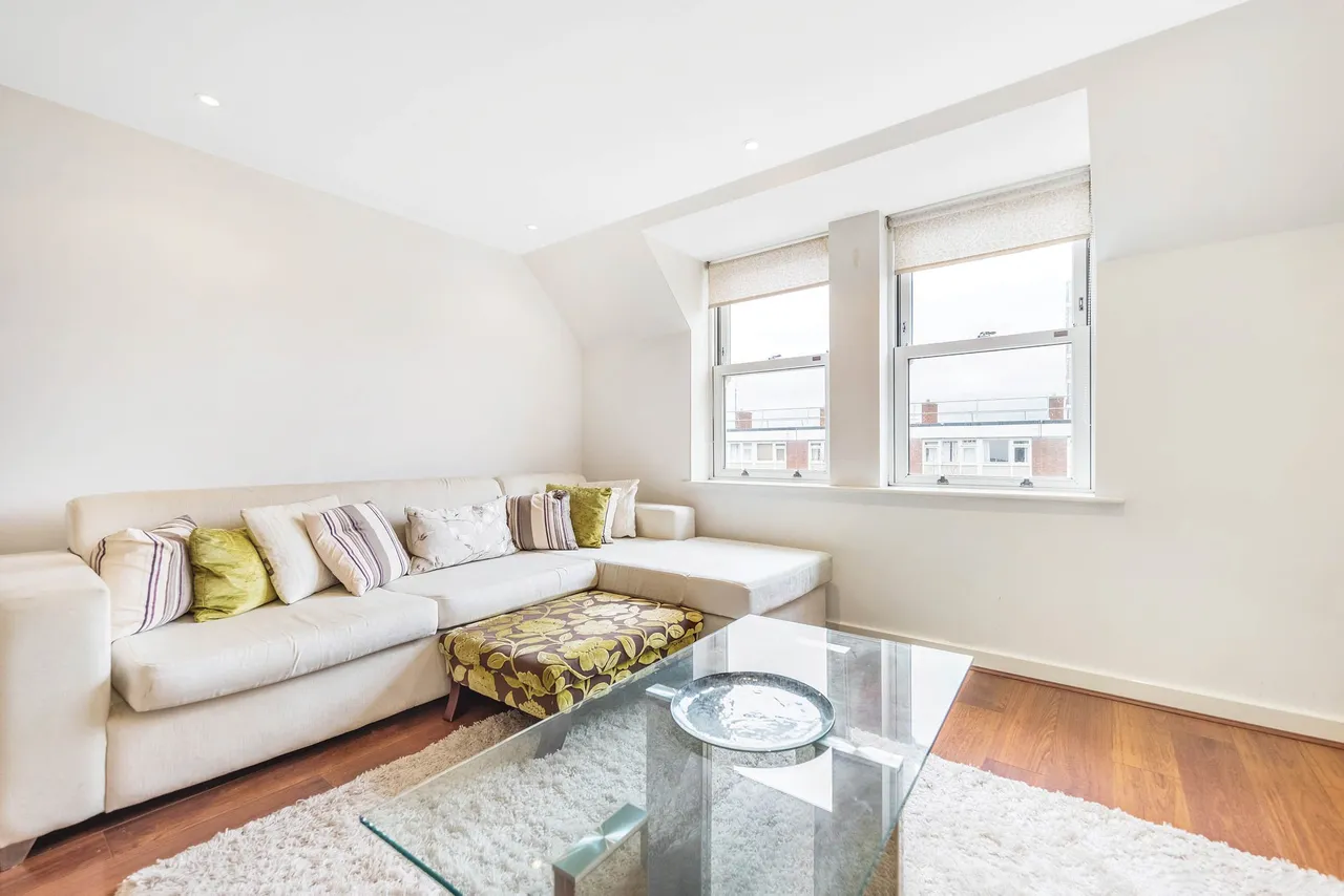 23 Wendle Square, London, photo 8