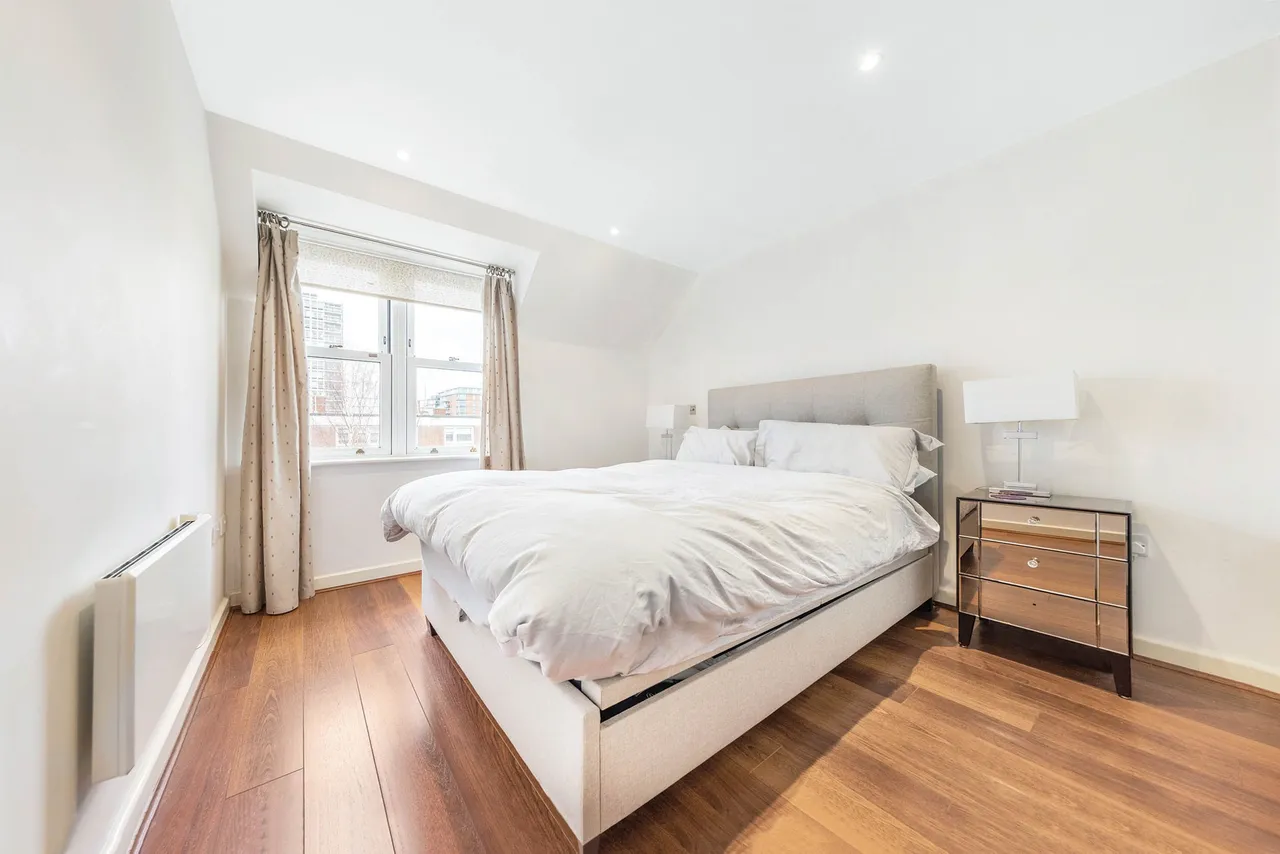 23 Wendle Square, London, photo 4