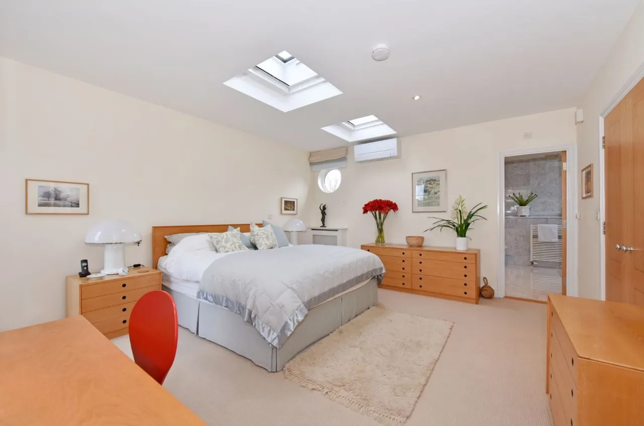 Ethorpe House, Packhorse Road, Gerrards Cross, Buckinghamshire, SL9 8HS, photo 7