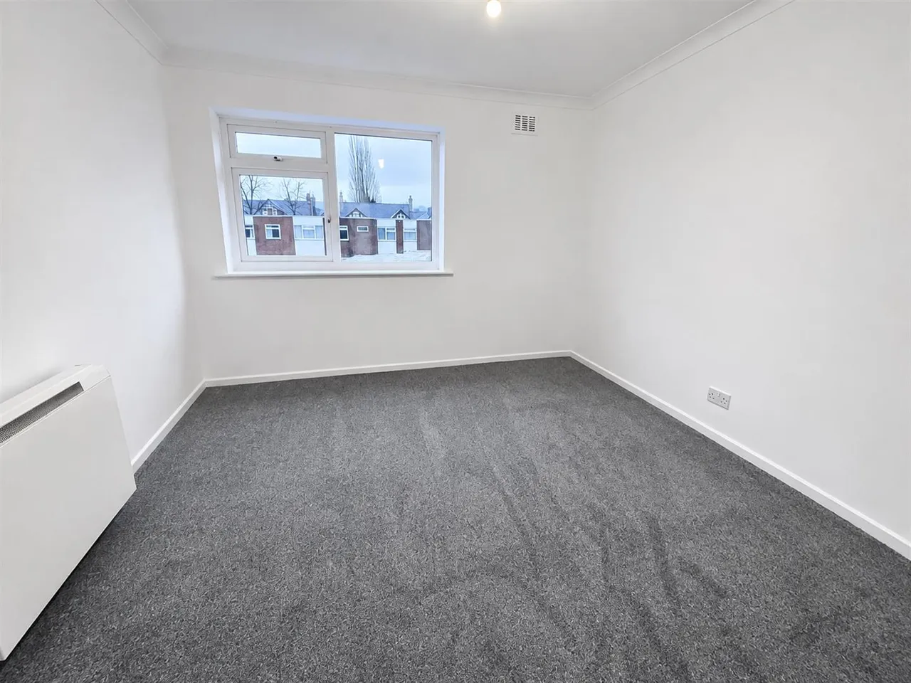 Beech Grove, Sale, M33, photo 7