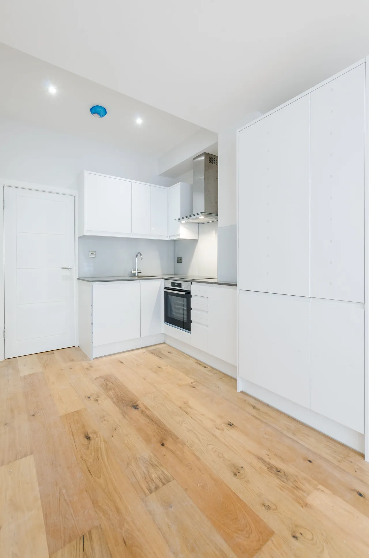 Flat 2, 2c Rush Hill Road, London, photo 4