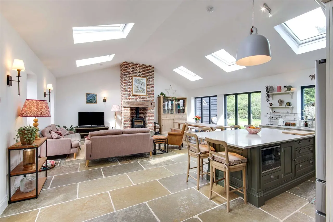 Biddenden Road, Frittenden, Cranbrook, Kent, TN17 2BE, photo 4