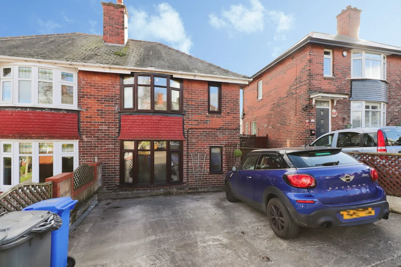 3 bed house for sale — Thorpe House Avenue, Sheffield