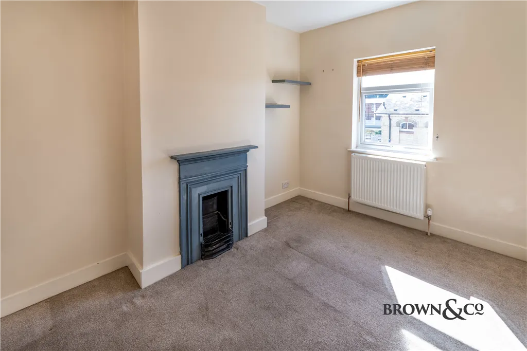 Station Road, Retford, photo 11