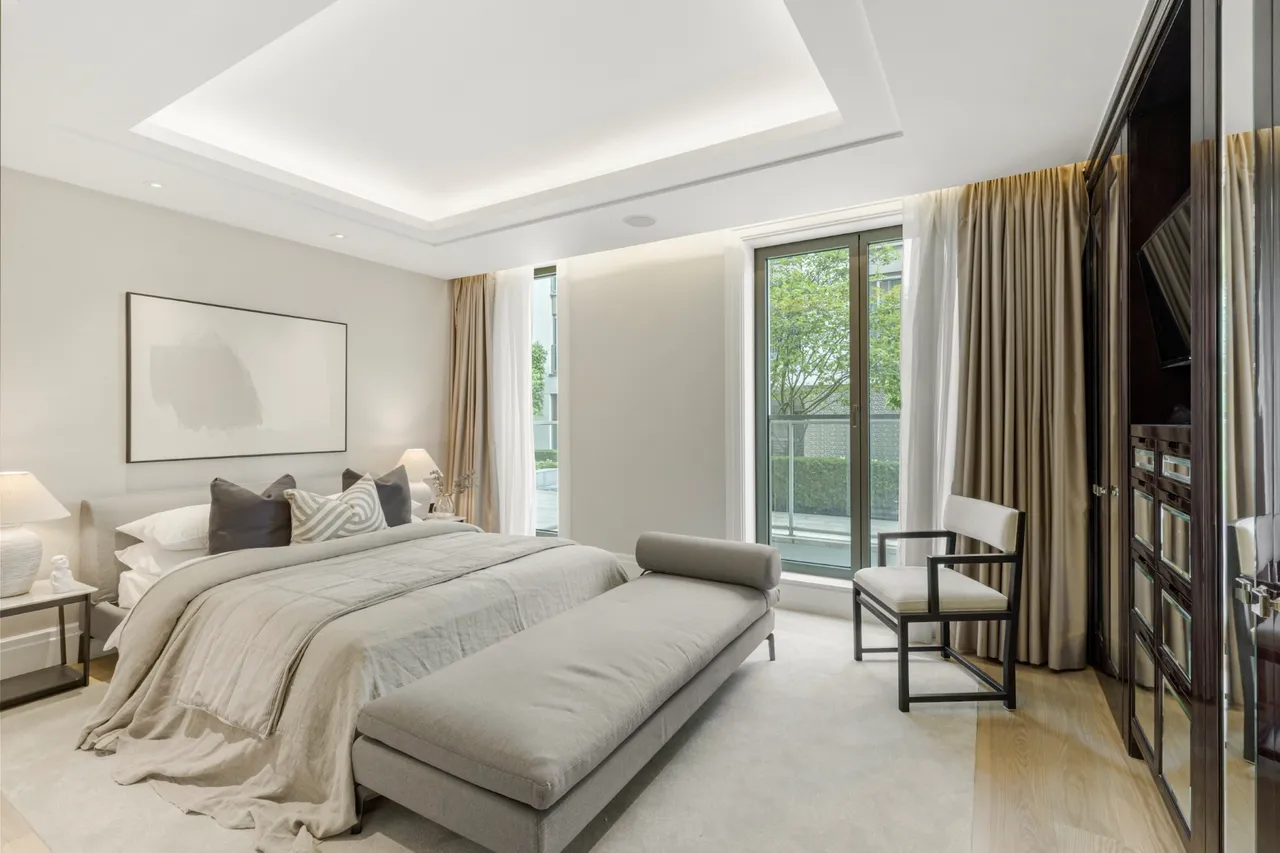Ebury Square, Belgravia, London, photo 7