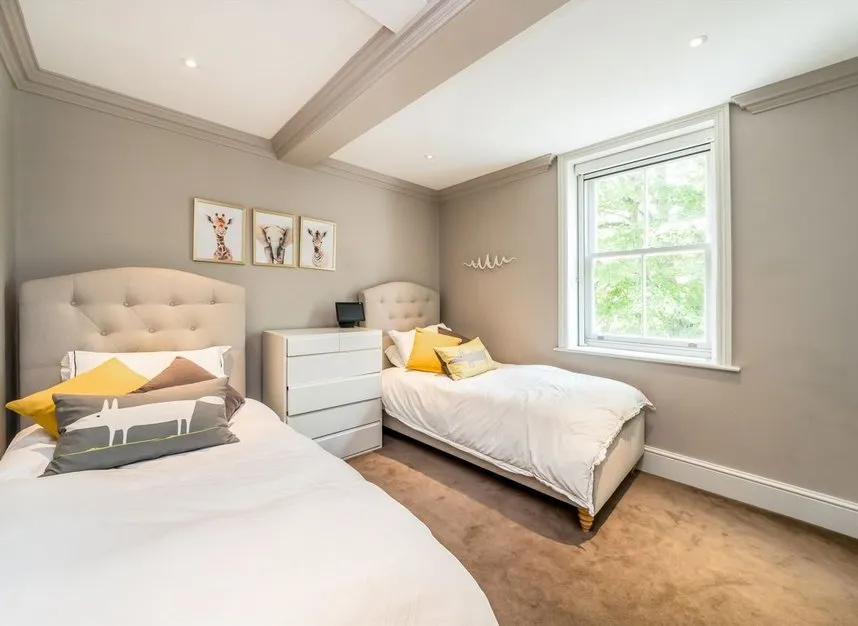 Southwood Lane, Highgate, N6, photo 6