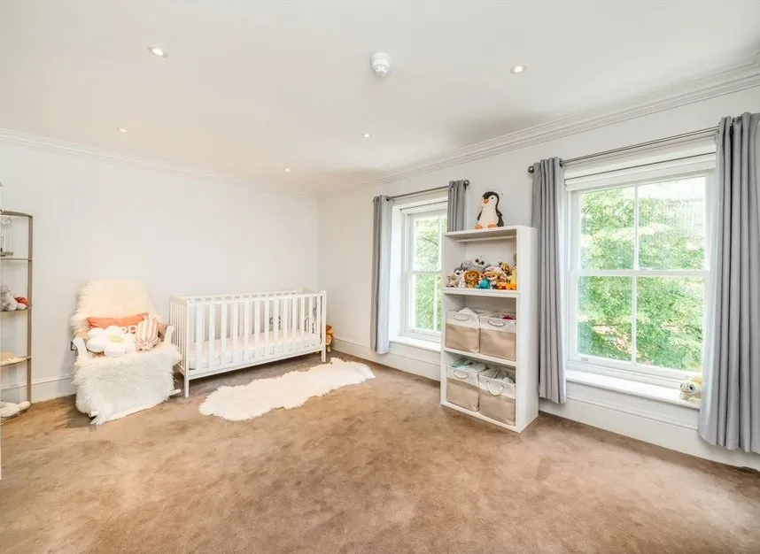 Southwood Lane, Highgate, N6, photo 11