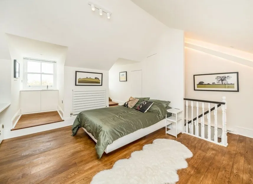 Southwood Lane, Highgate, N6, photo 12