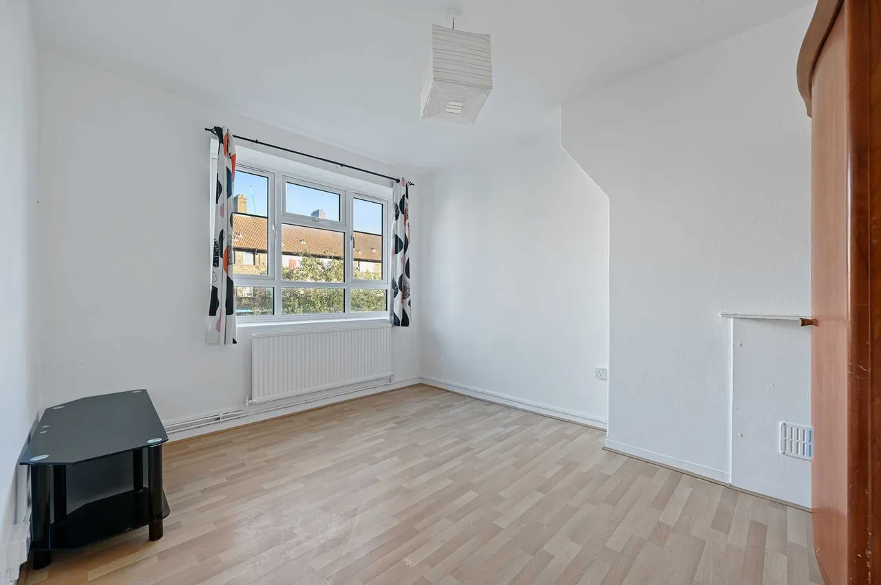 Australia Road, White City, W12, photo 3
