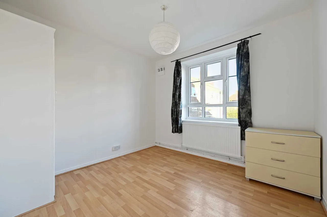 Australia Road, White City, W12, photo 4