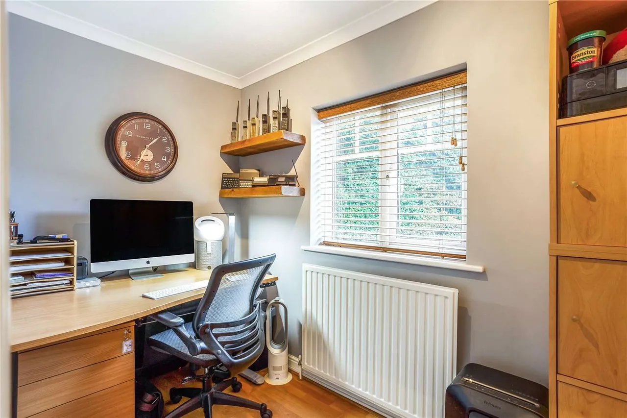 Beechfield Lane, Frilsham, Berkshire, RG18 9XD, photo 8