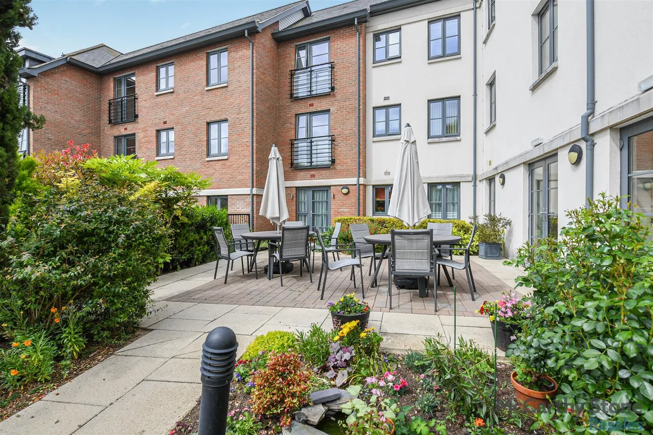 1 bed flat for sale, White Horse Lane, Maldon, CM9