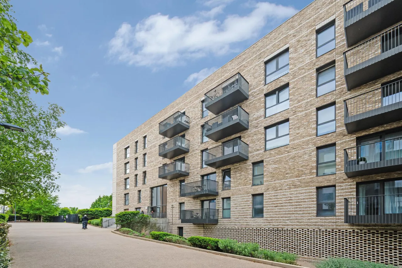 Kingfisher Heights, London, E16, photo 13