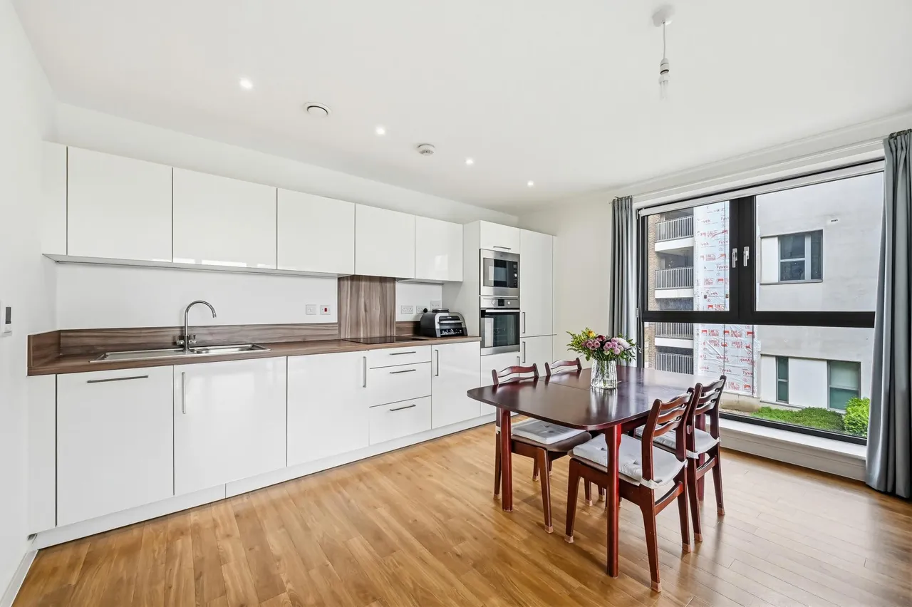 Kingfisher Heights, London, E16, photo 5