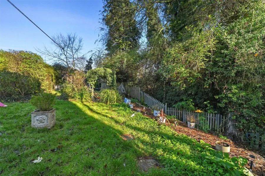 with 3 bedrooms in Hempstead, Nr Saffron Walden, CB10, photo 11