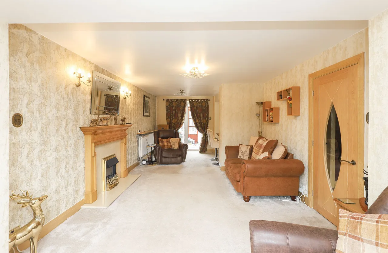 Farm Fields Close, Waterthorpe, S20, photo 2