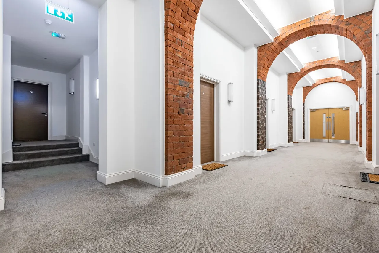Victoria Gardens, Hyde Park, LS6, photo 14