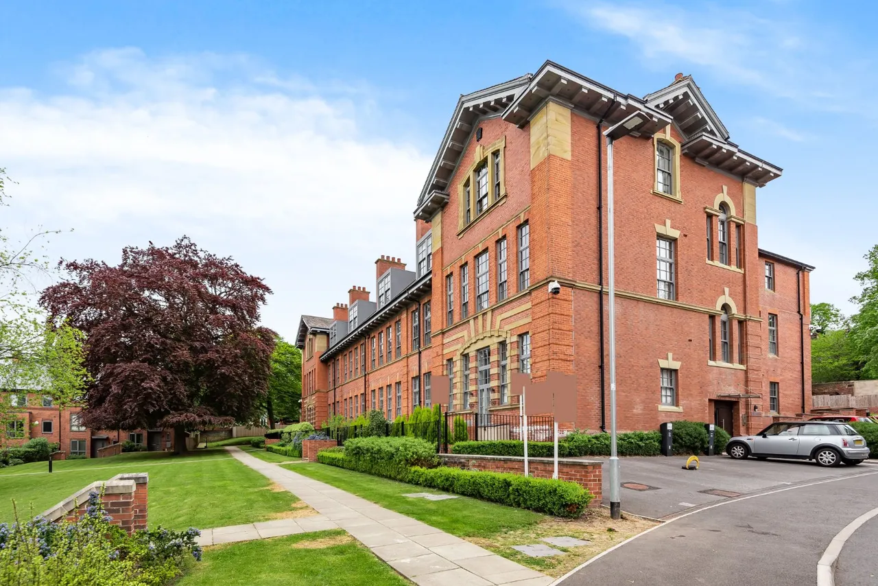 Victoria Gardens, Hyde Park, LS6, photo 18