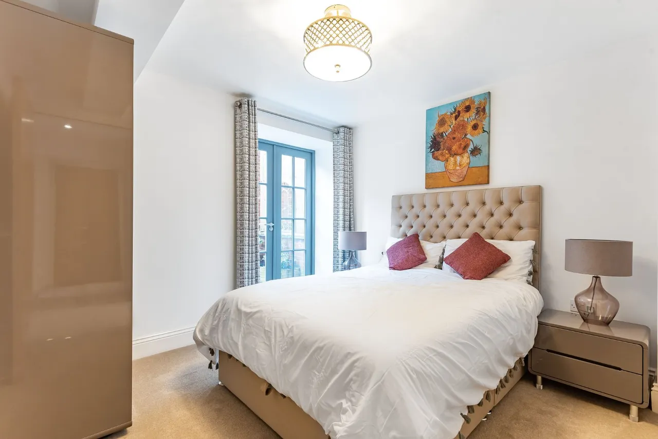Victoria Gardens, Hyde Park, LS6, photo 6