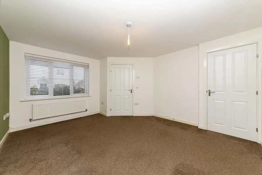 Whitney Drive, Yaxley, PE7, photo 3