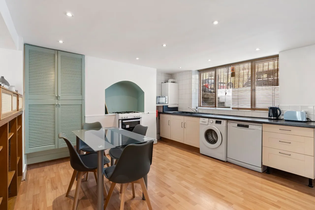 Offord Road, London, N1, photo 2