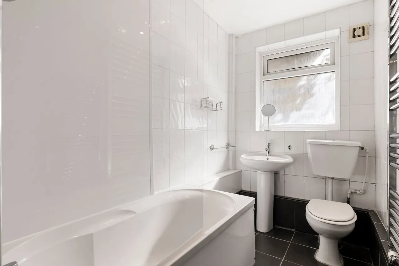 Offord Road, London, N1, photo 6