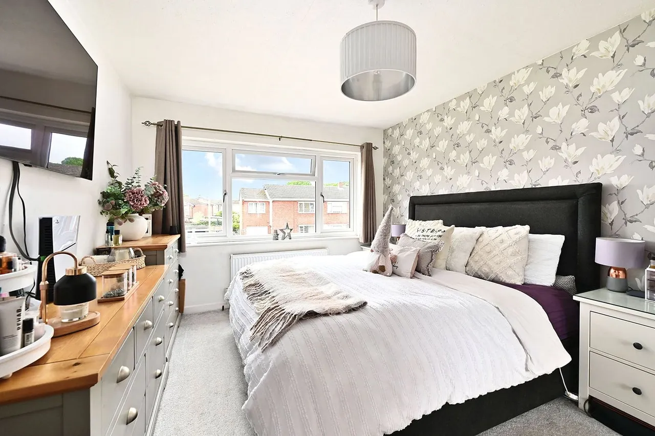 Wayman Road, Farnborough, Hampshire, GU14 9HD, photo 11