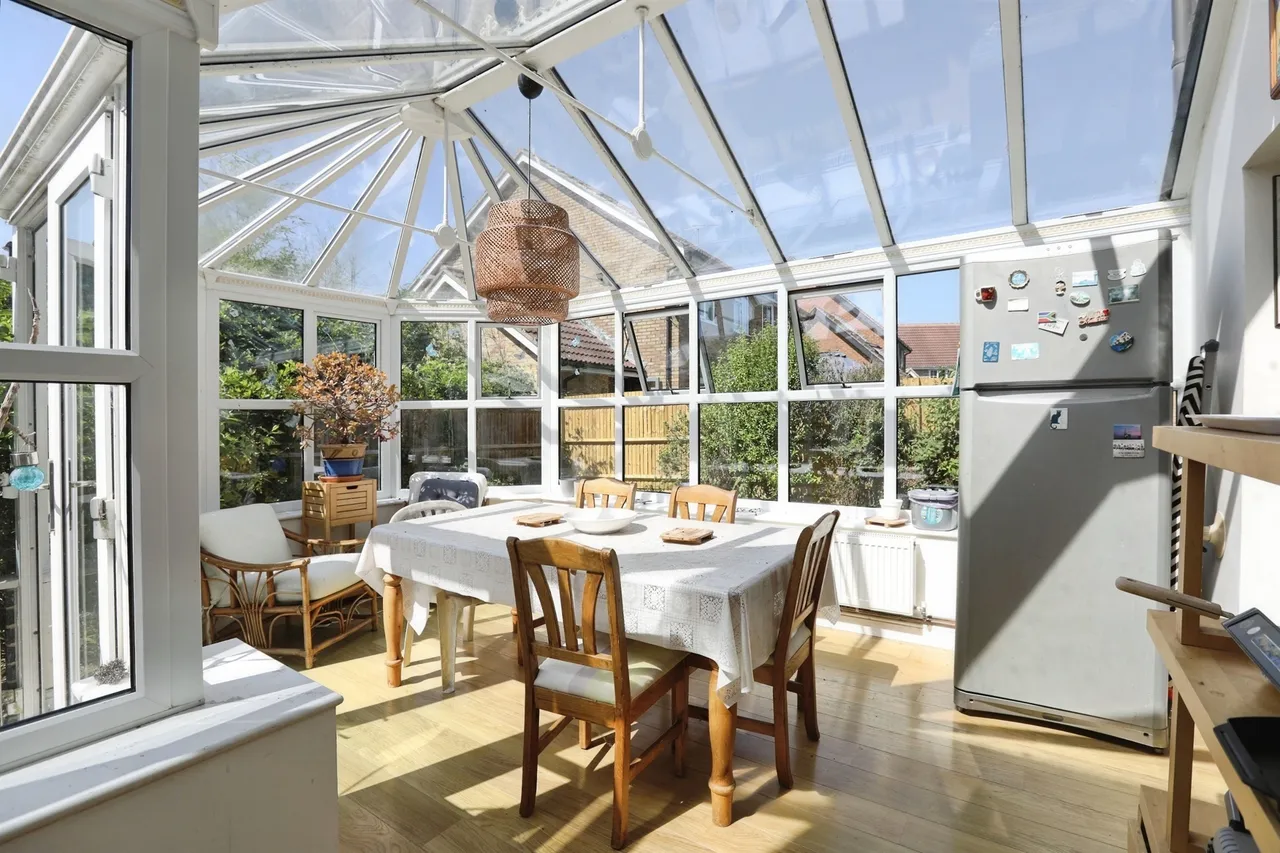 Woolven Close, Burgess Hill, RH15, photo 6
