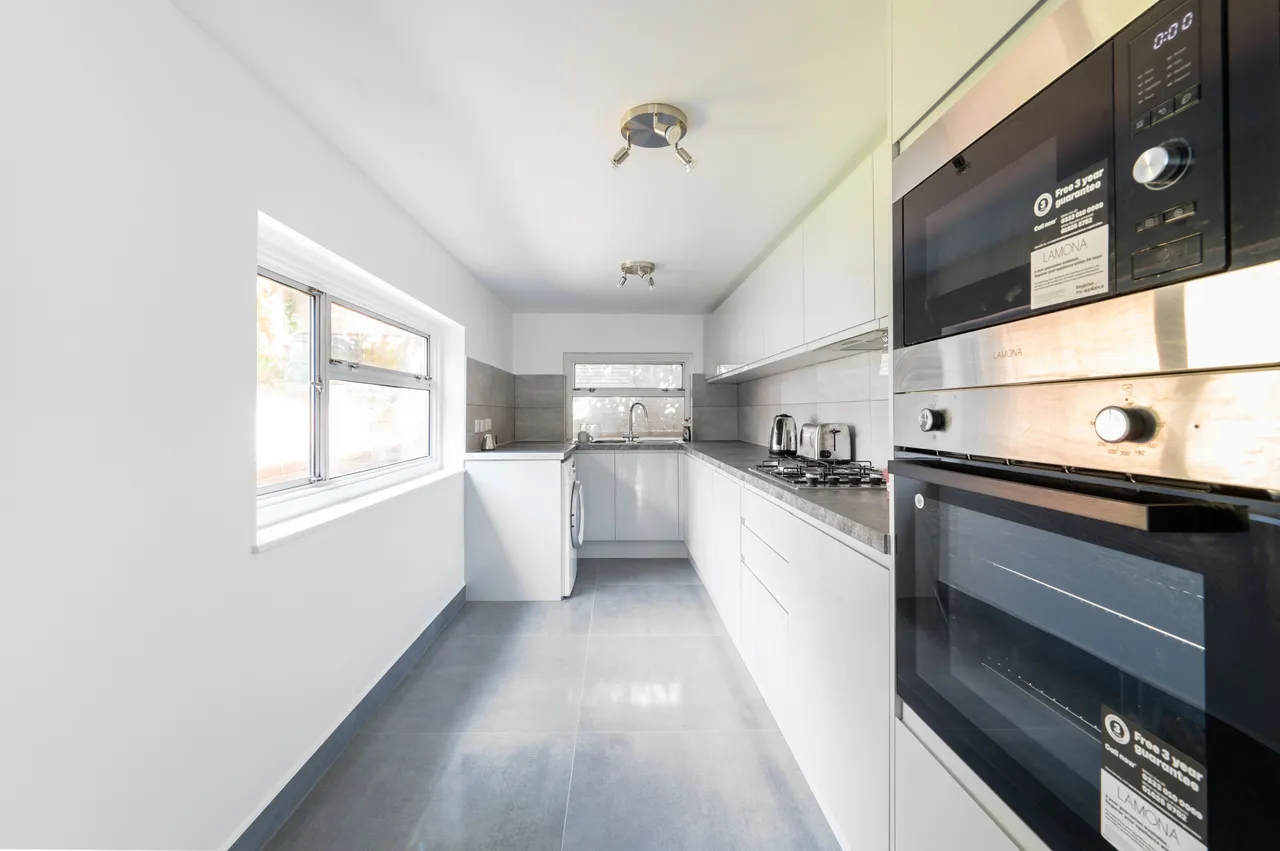 57 Dollis Hill Avenue, London, photo 5