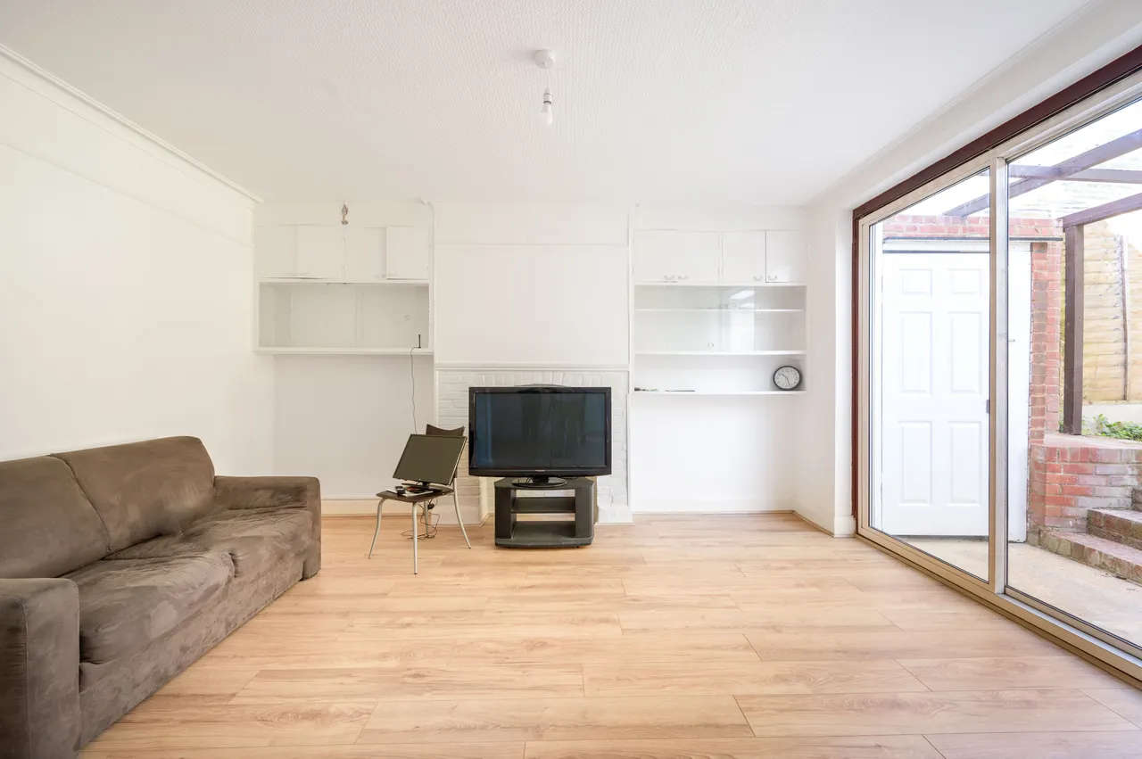 57 Dollis Hill Avenue, London, photo 8