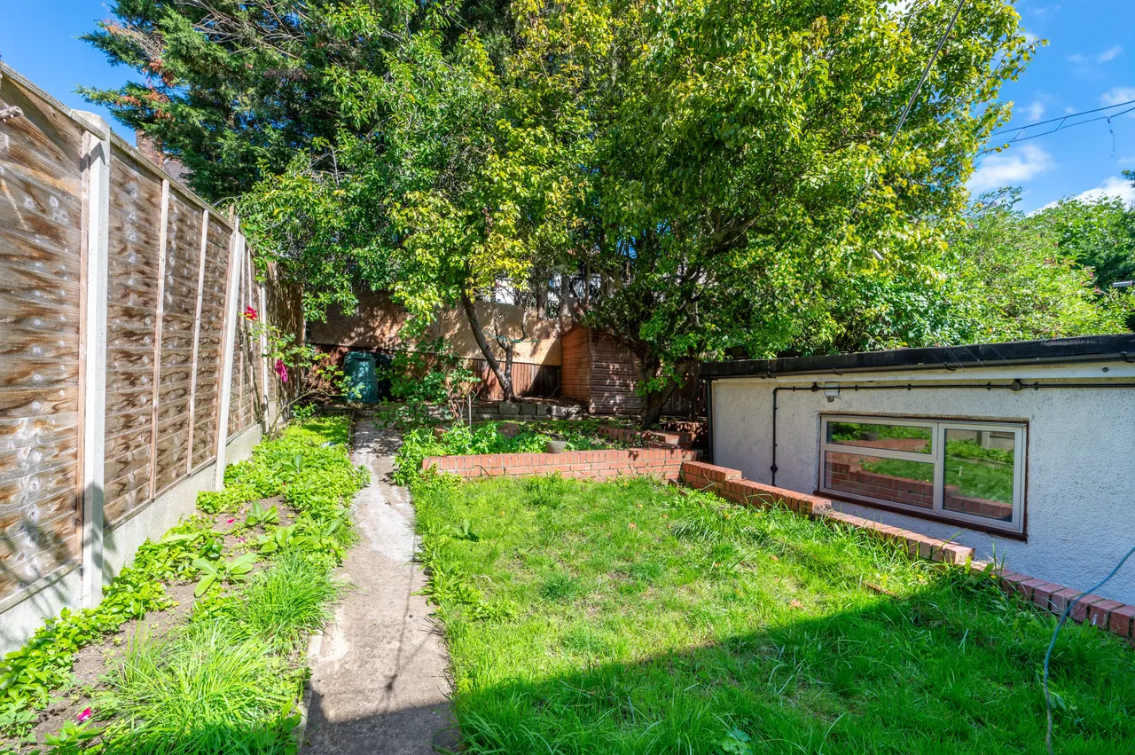 57 Dollis Hill Avenue, London, photo 10