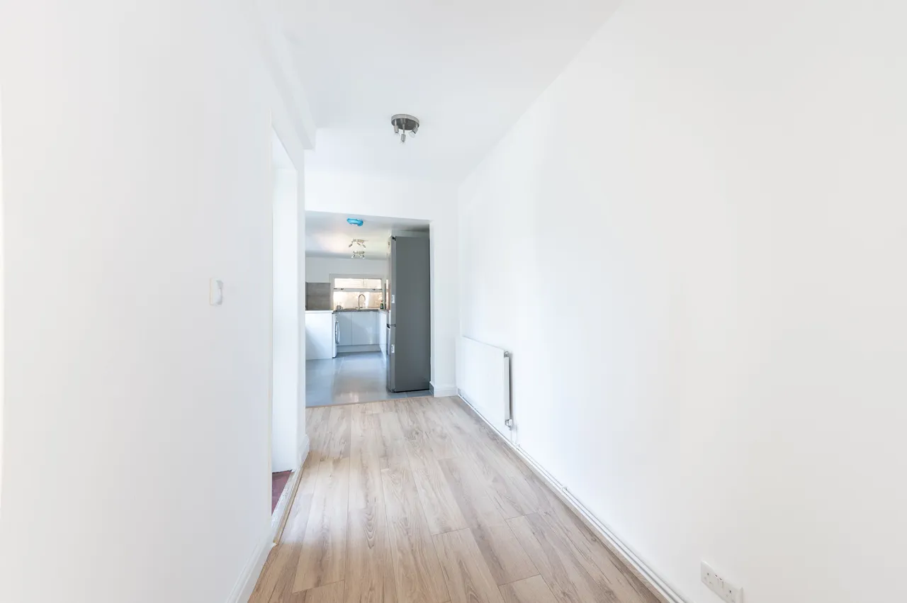 57 Dollis Hill Avenue, London, photo 7